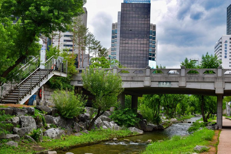 Traditional stone bridge over Cheonggyecheon Stream